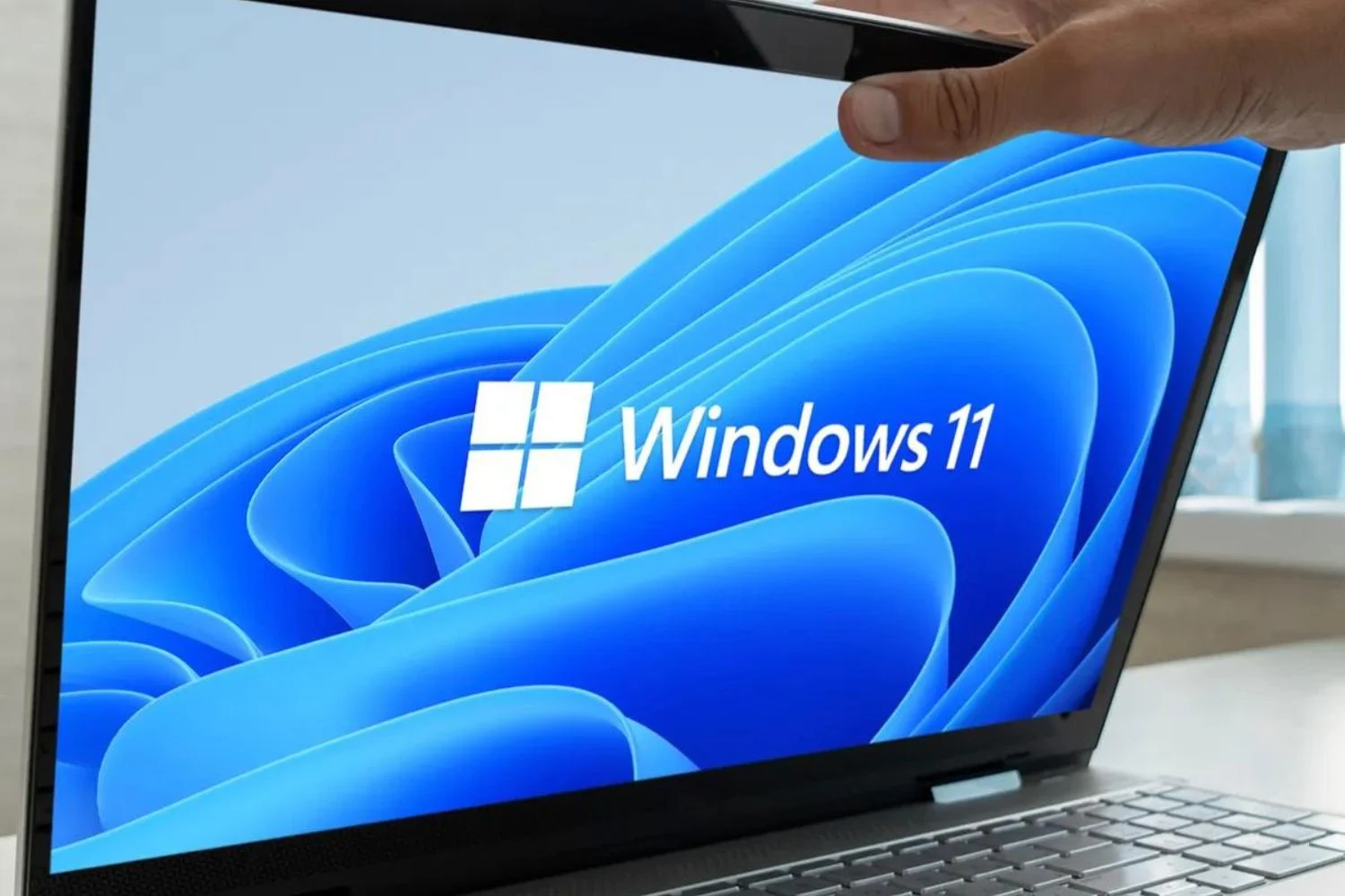 Windows 11 PC affichant Windows 11